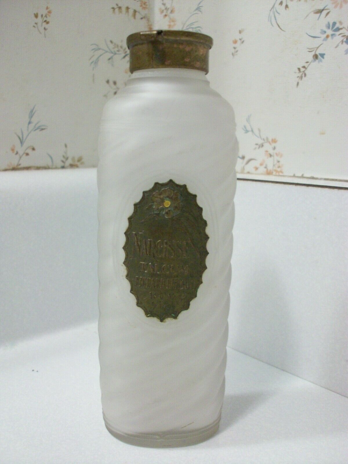 Vintage Richard Hudnut Narcisse Art Deco Talcum Powder Perfume Bottle N Y Paris