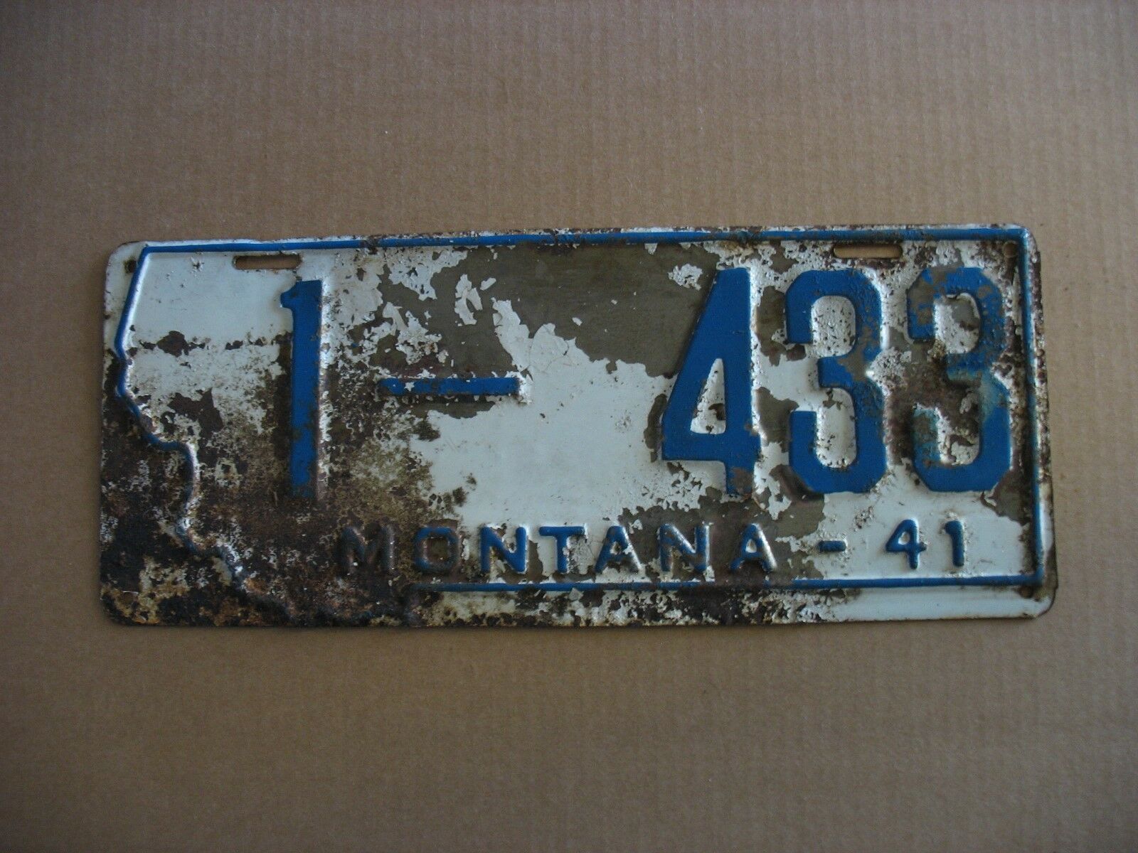 (1) Genuine 1941 Montana State License Plate #1-433 Prison Made Collectible #2